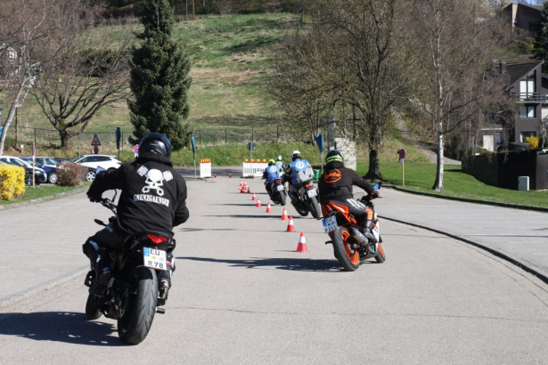 #sicherimStraßenverkehr Rursee - Foto: BVDM