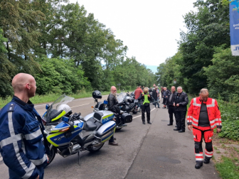 Guides der Polizei führten die verschiedenen Gruppen an. Foto: Wilczynski