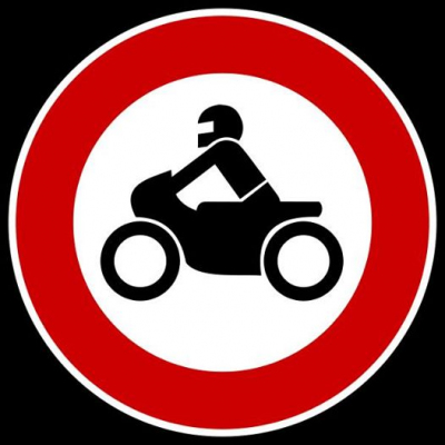 Der BVDM klagt gegen Fahrverbote nur für Motorradfahrer.